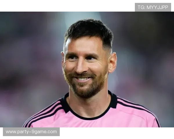 全球足球明星粉丝数排行：梅西与CR7谁才是最受欢迎的球员